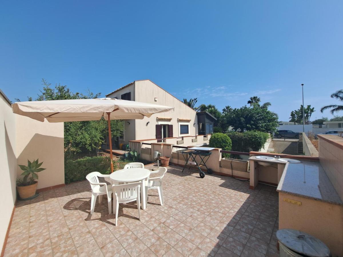 Casa Migliorisi A Marina Di Ragusa Per Vacanze Exterior foto